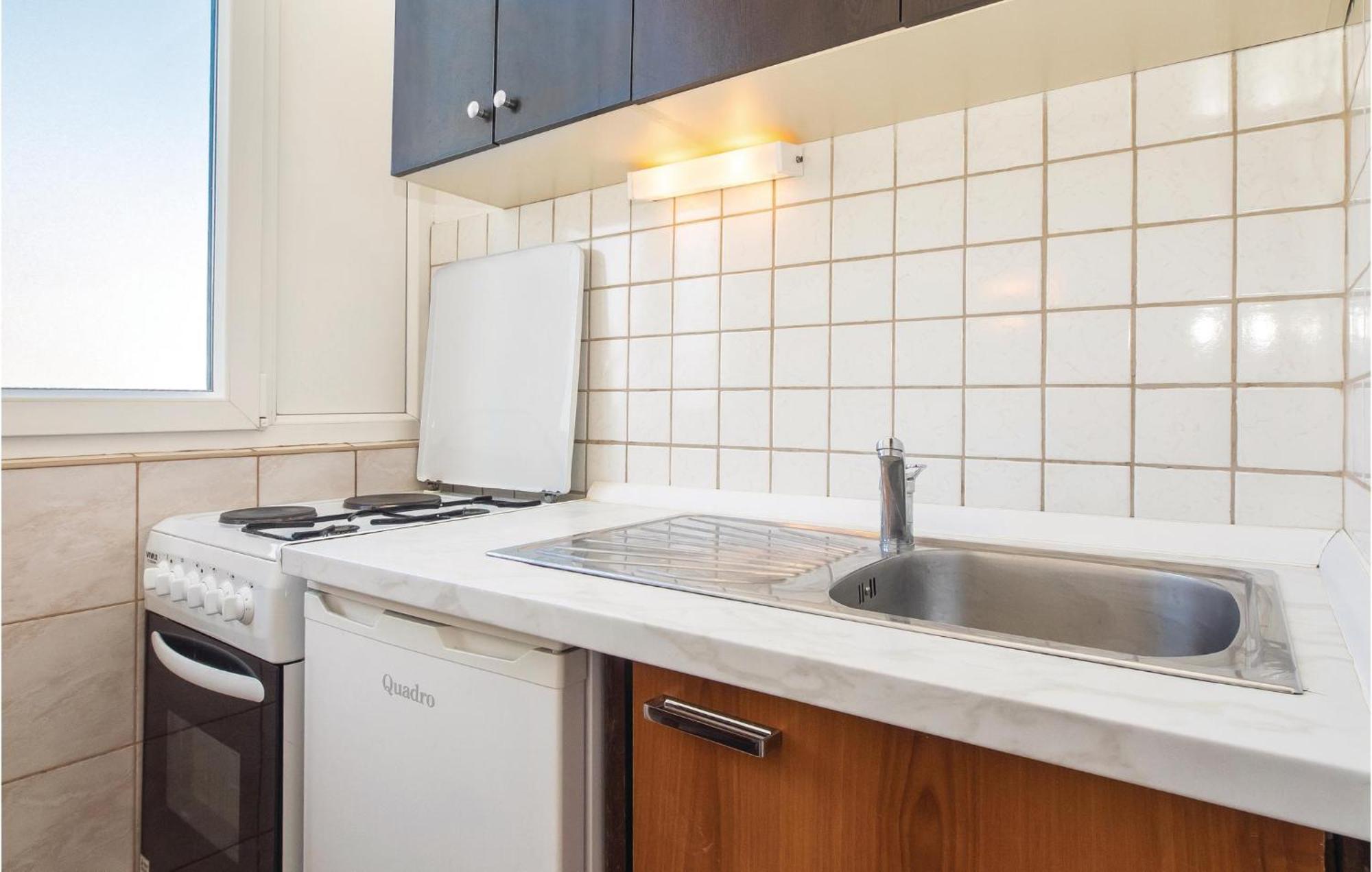 Amazing Apartment In Split With Kitchen Eksteriør bilde